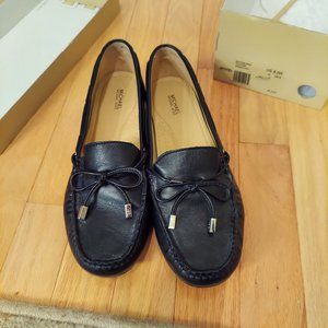 Michael Kors Black Moccasin / Size 8.5